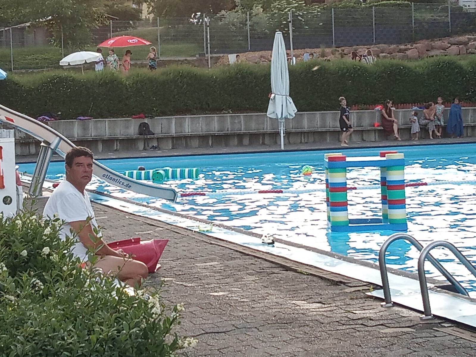 13c9481e-87bb-4893-bdae-10168c16c083