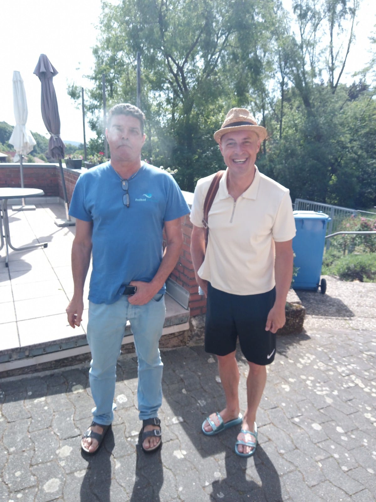 03-54b876a3-339e-427a-8444-925470f5b6ce