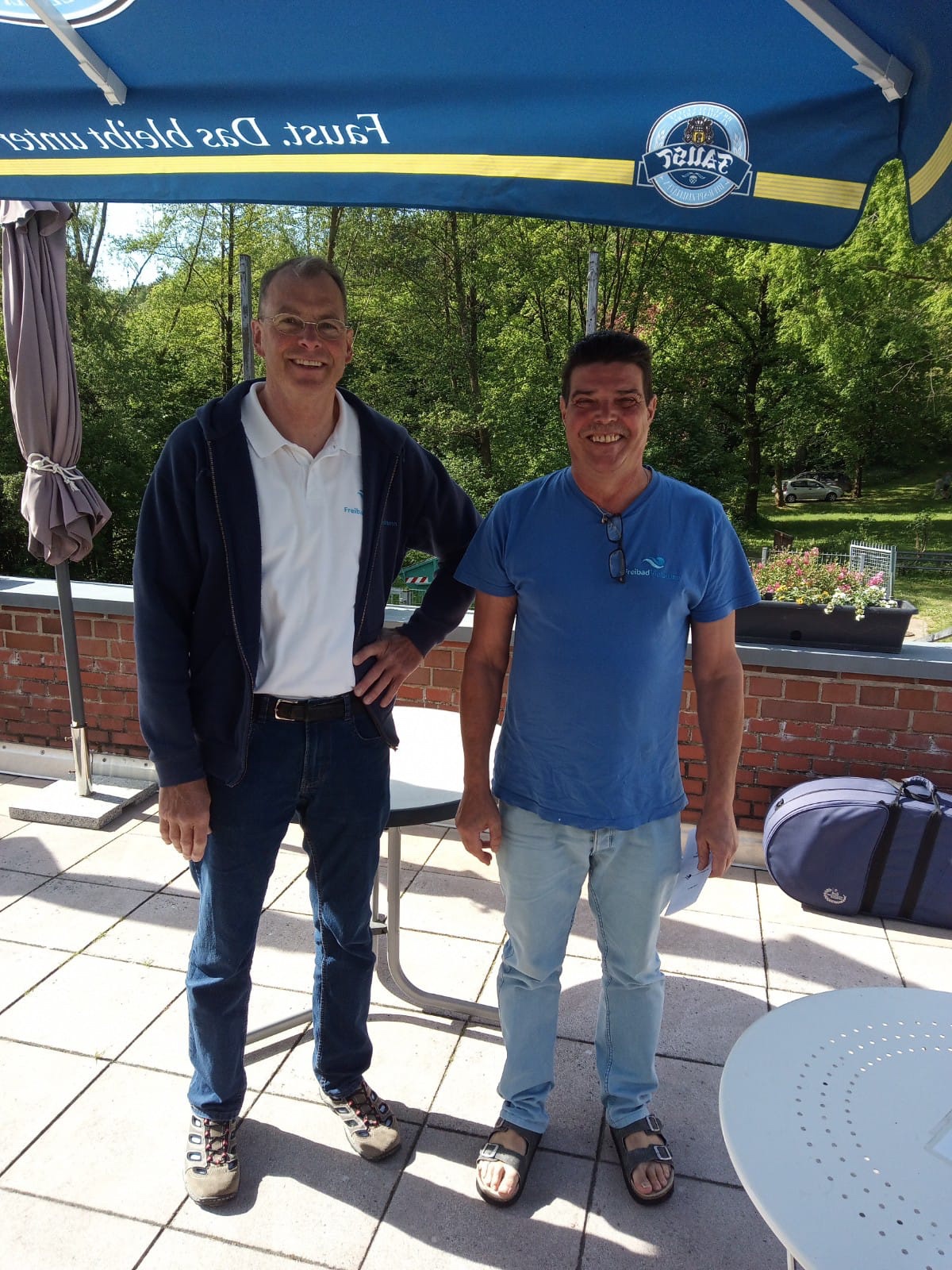 12-9667d669-ebb4-4eff-afce-73bf77297810