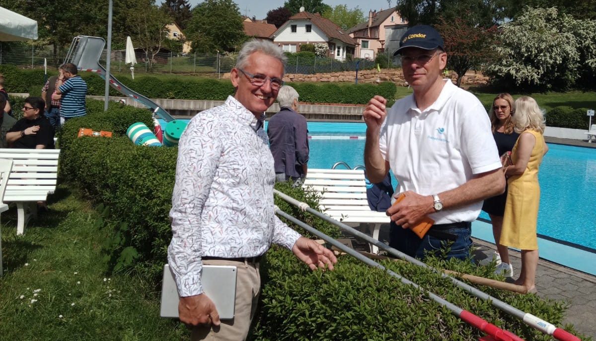 13-cac89ba3-b209-439a-9a0e-bba550992d31-1